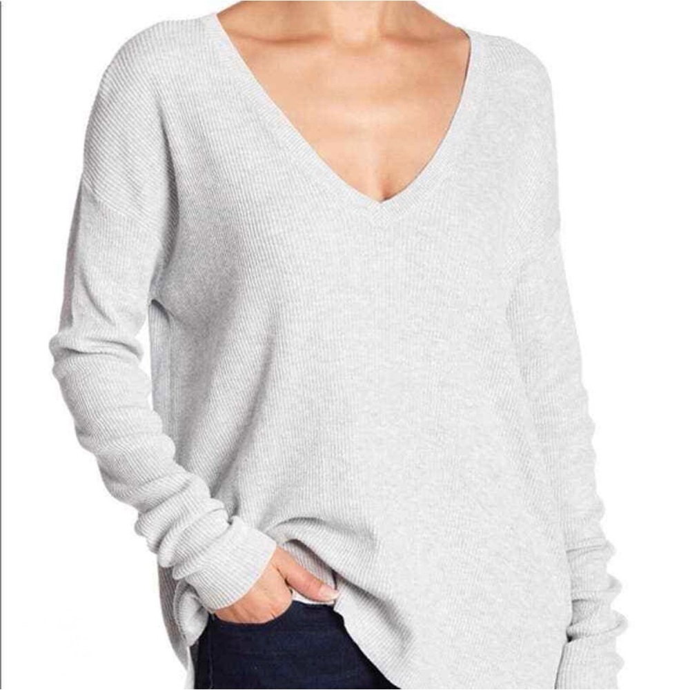 Abound Gray V-Neck Relaxed Sweater Soft Knit
